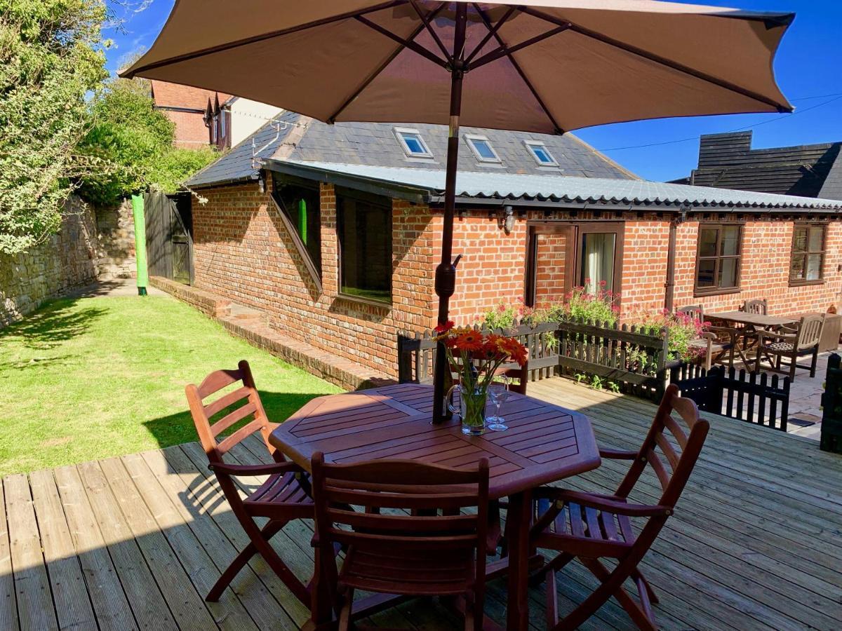 Little Upton Farm Cottages Ryde  Luaran gambar