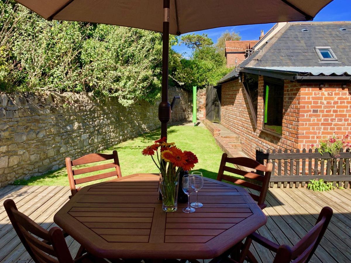 Little Upton Farm Cottages Ryde  Luaran gambar