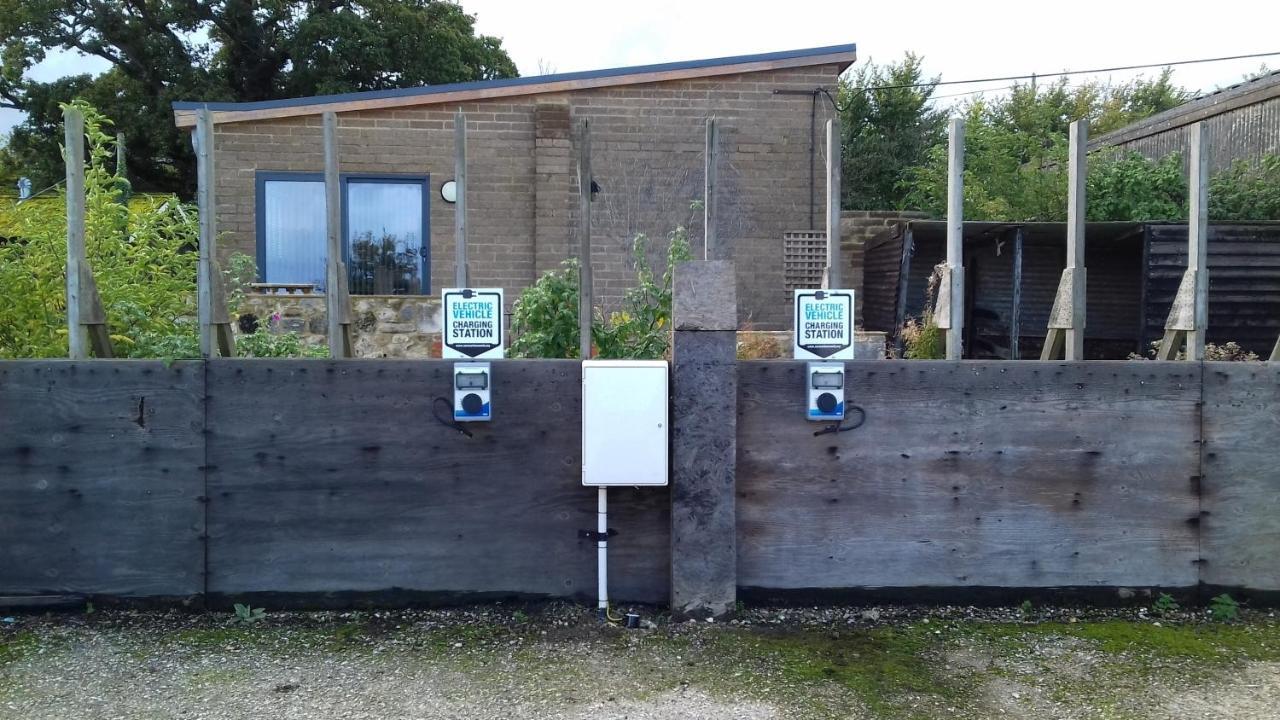 Little Upton Farm Cottages Ryde  Luaran gambar