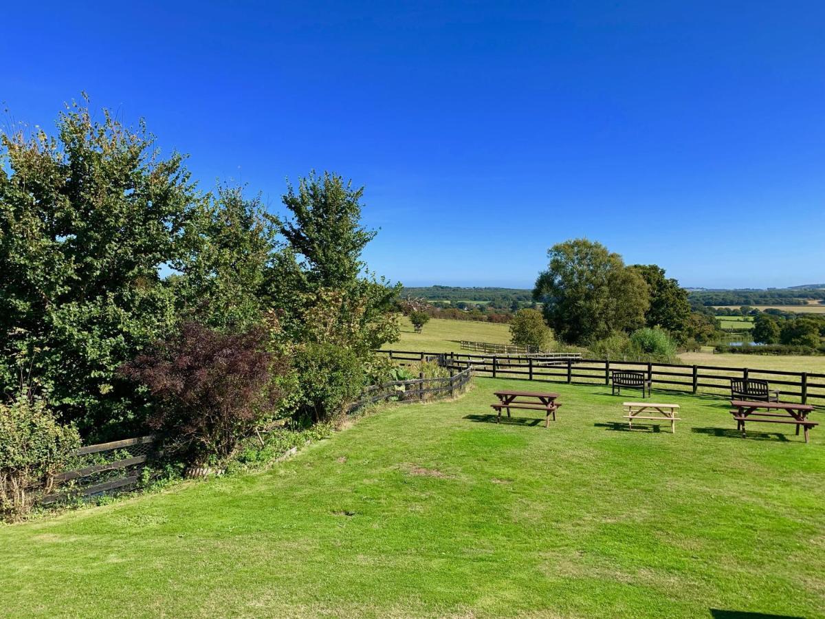 Little Upton Farm Cottages Ryde  Luaran gambar