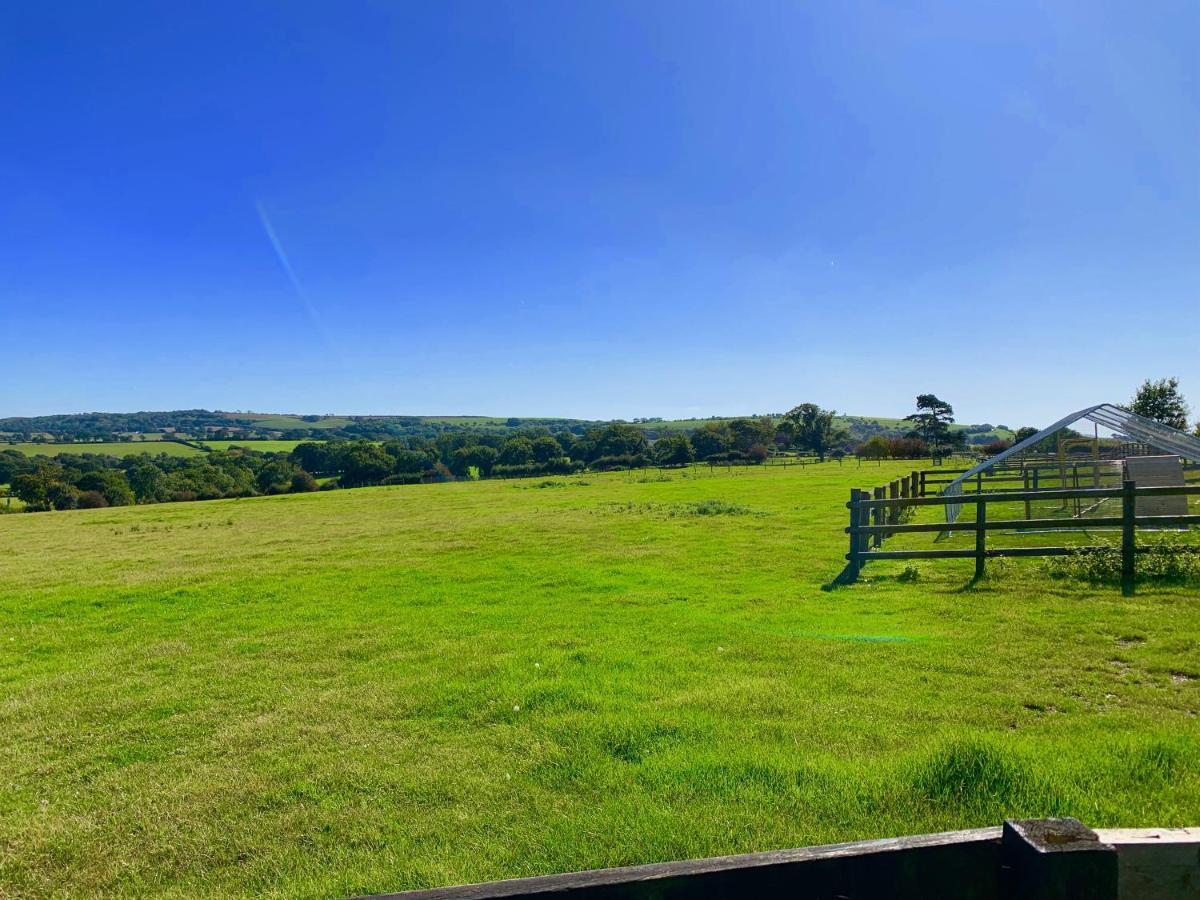 Little Upton Farm Cottages Ryde  Luaran gambar
