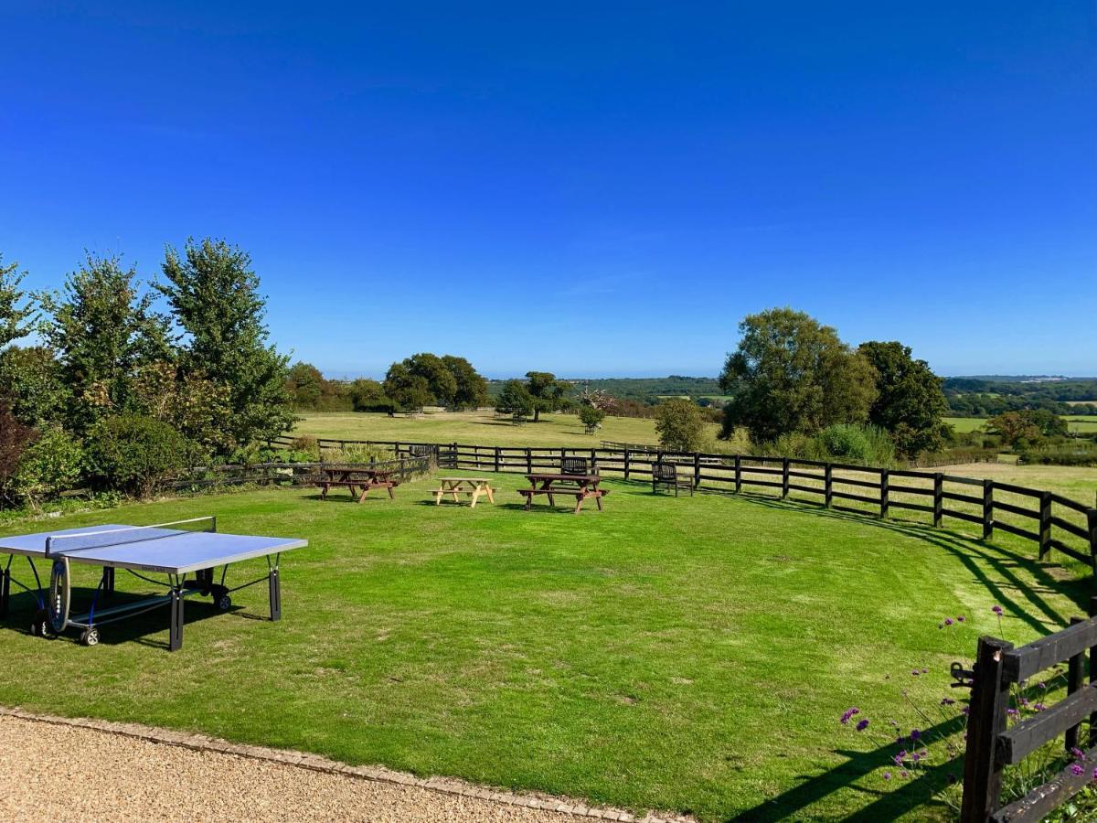 Little Upton Farm Cottages Ryde  Luaran gambar