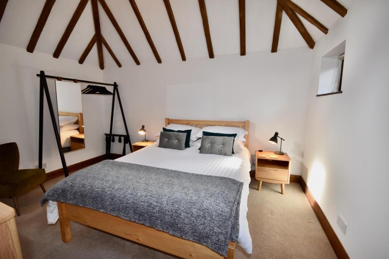 Little Upton Farm Cottages Ryde  Luaran gambar