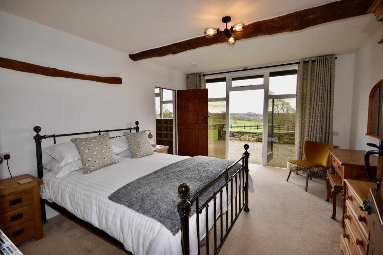 Little Upton Farm Cottages Ryde  Luaran gambar