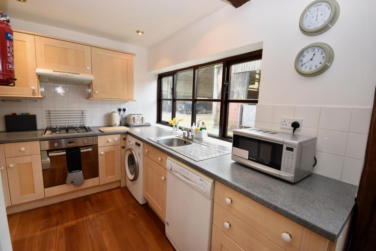 Little Upton Farm Cottages Ryde  Luaran gambar